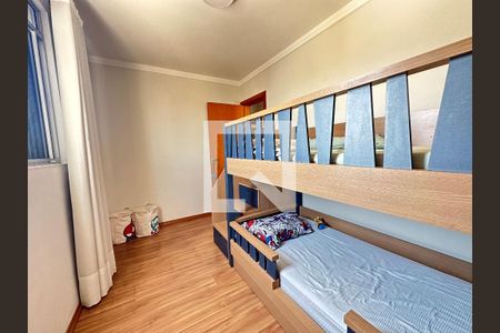 Apartamento à venda com 206m², 5 quartos e 3 vagasQuarto