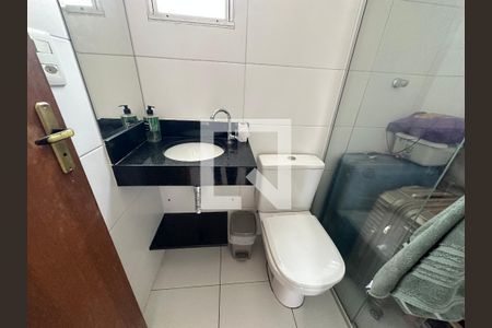 Apartamento à venda com 206m², 5 quartos e 3 vagasBanheiro de Serviço