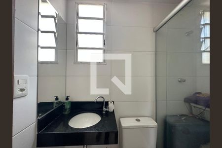 Apartamento à venda com 206m², 5 quartos e 3 vagasBanheiro de Serviço