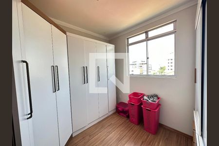 Quarto de apartamento à venda com 5 quartos, 206m² em Fernão Dias, Belo Horizonte