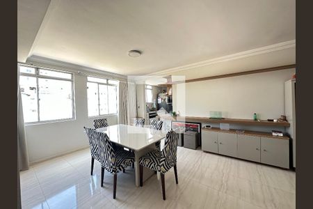 Sala de apartamento à venda com 5 quartos, 206m² em Fernão Dias, Belo Horizonte