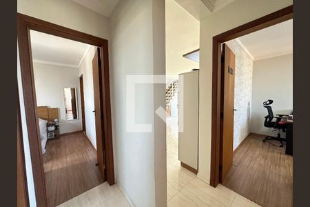Apartamento à venda com 206m², 5 quartos e 3 vagasQuarto