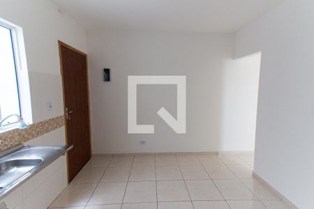 Sala e Cozinha   de apartamento para alugar com 1 quarto, 28m² em Vila Medeiros, São Paulo
