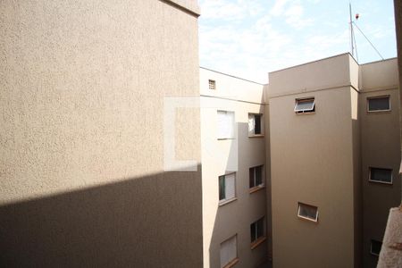 vista da Sala de apartamento para alugar com 2 quartos, 43m² em Jardim Florestan Fernandes, Ribeirão Preto