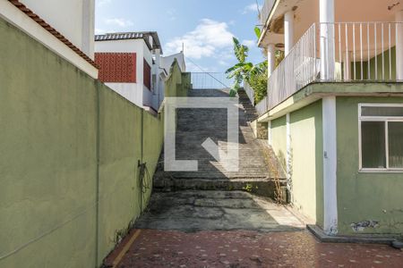 Casa à venda com 800m², 5 quartos e 3 vagasVaranda da entrada - Rampa da piscina