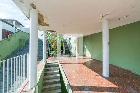 Casa à venda com 800m², 5 quartos e 3 vagasVaranda de acesso 1