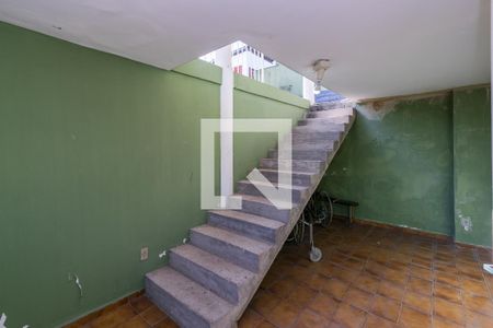 Casa à venda com 800m², 5 quartos e 3 vagasVaranda de acesso 2