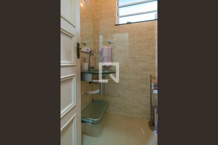 Casa à venda com 800m², 5 quartos e 3 vagasLavabo