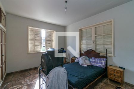 Casa à venda com 800m², 5 quartos e 3 vagasQuarto 3