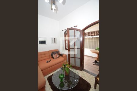 Sala de casa para alugar com 1 quarto, 80m² em Oswaldo Cruz, Rio de Janeiro
