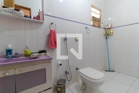 Casa à venda com 320m², 6 quartos e 2 vagasBanheiro da Suíte