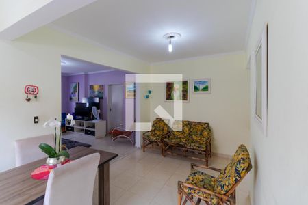 Casa à venda com 320m², 6 quartos e 2 vagasSalas