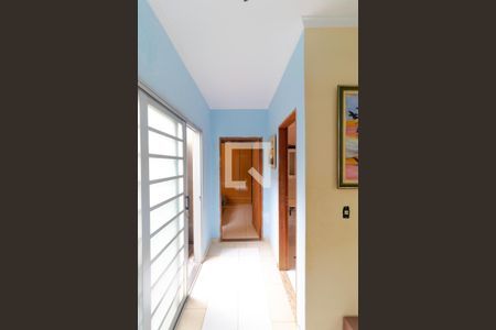 Casa à venda com 320m², 6 quartos e 2 vagasCorredor