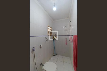 Casa à venda com 320m², 6 quartos e 2 vagasBanheiro da Suíte