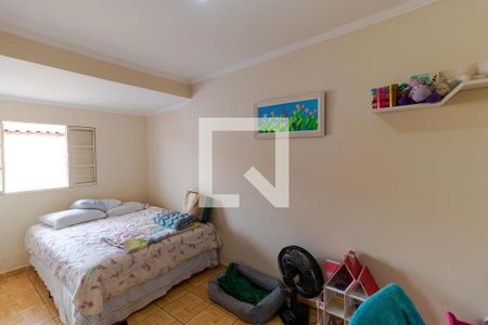 Casa à venda com 320m², 6 quartos e 2 vagasQuarto 04 (Casa 02)