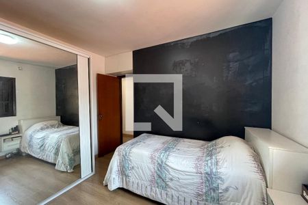 Casa à venda com 191m², 4 quartos e 2 vagasQuarto 2