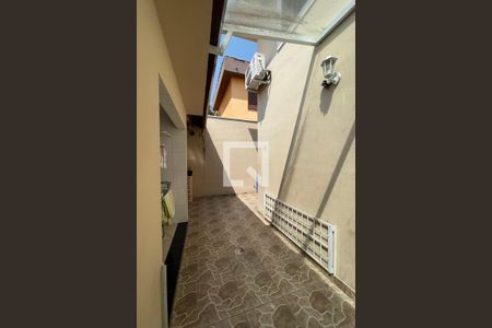 Casa à venda com 191m², 4 quartos e 2 vagasQuintal