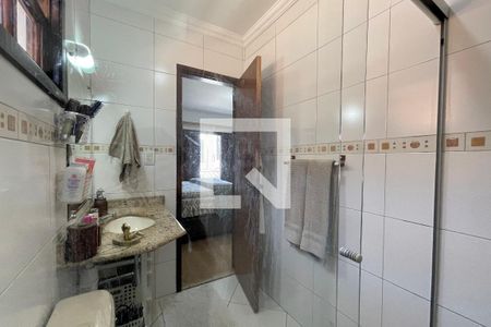 Casa à venda com 191m², 4 quartos e 2 vagasBanheiro da Suíte