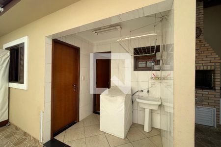 Casa à venda com 191m², 4 quartos e 2 vagasÁrea de Serviço