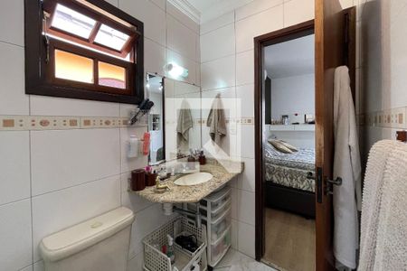 Casa à venda com 191m², 4 quartos e 2 vagasBanheiro da Suíte