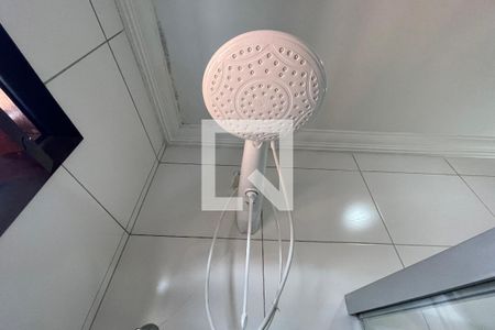 Casa à venda com 191m², 4 quartos e 2 vagasDetalhe banheiro