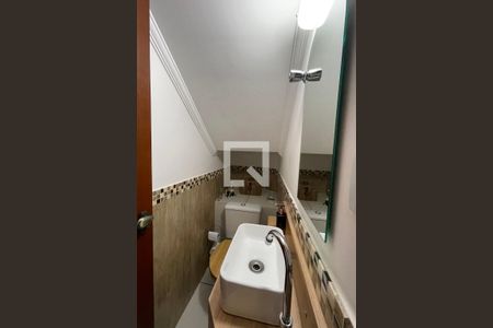 Casa à venda com 191m², 4 quartos e 2 vagasLavabo