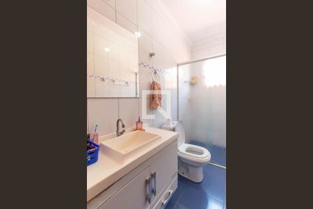 Casa à venda com 100m², 3 quartos e 2 vagasBanheiro 2