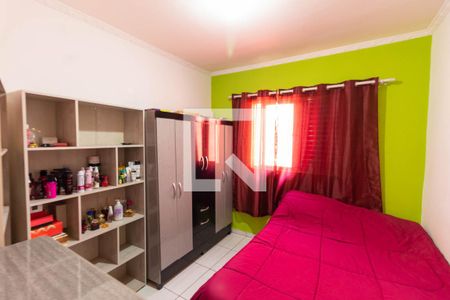 Quarto 2 de casa à venda com 3 quartos, 100m² em Cidade Patriarca, São Paulo