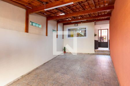 Casa à venda com 100m², 3 quartos e 2 vagasGaragem