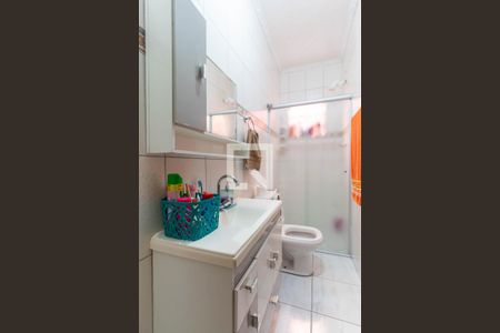 Casa à venda com 100m², 3 quartos e 2 vagasBanheiro 1