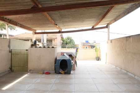 Casa para alugar com 100m², 3 quartos e sem vagaQuintal