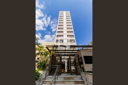 Apartamento à venda com 76m², 2 quartos e 1 vagaFachada