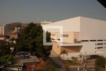 Casa de condomínio para alugar com 130m², 3 quartos e 2 vagasVista 