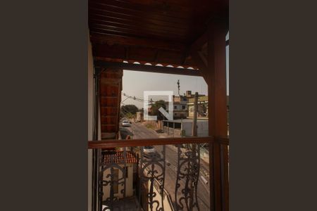 Casa de condomínio para alugar com 130m², 3 quartos e 2 vagasVaranda 