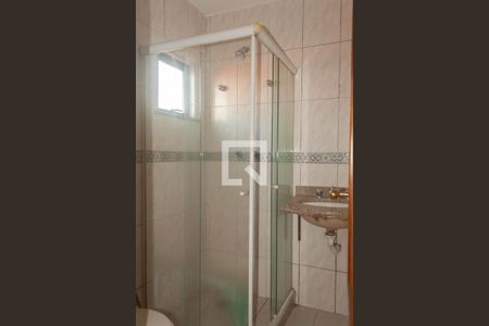 Casa de condomínio para alugar com 130m², 3 quartos e 2 vagasBanheiro 