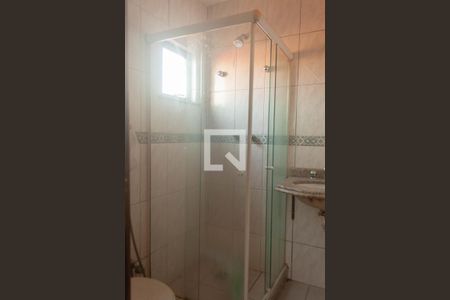 Casa de condomínio para alugar com 130m², 3 quartos e 2 vagasBanheiro 