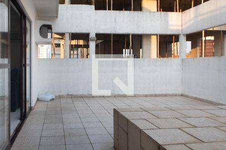 Apartamento para alugar com 190m², 3 quartos e 1 vaga Apartamento para alugar com 190m², 3 quartos e 1 vagaPiscina