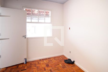 Casa à venda com 240m², 3 quartos e 2 vagas Casa à venda com 240m², 3 quartos e 2 vagasQuarto de Serviço