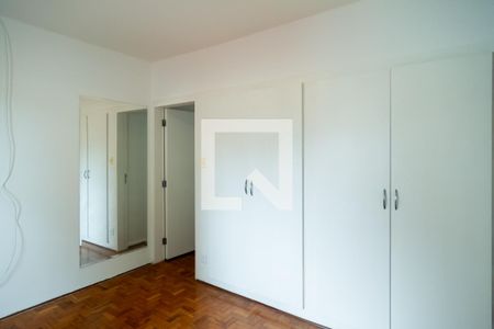 Casa à venda com 240m², 3 quartos e 2 vagas Casa à venda com 240m², 3 quartos e 2 vagasQuarto 2