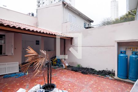 Casa à venda com 240m², 3 quartos e 2 vagas Casa à venda com 240m², 3 quartos e 2 vagasÁrea Externa