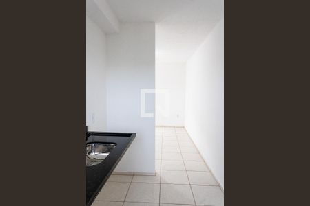 Apartamento para alugar com 45m², 2 quartos e 1 vaga Apartamento para alugar com 45m², 2 quartos e 1 vagaCozinha e Área de Serviço