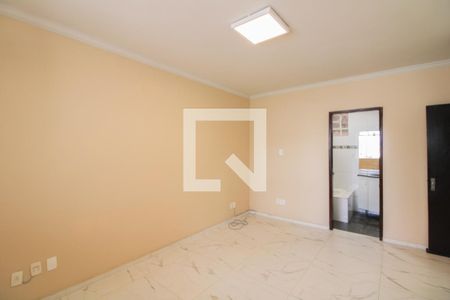 Casa para alugar com 360m², 4 quartos e 2 vagasSuíte
