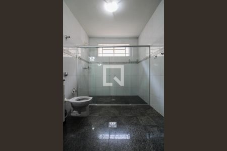 Casa para alugar com 360m², 4 quartos e 2 vagasBanheiro Social