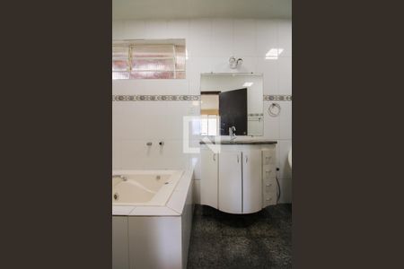 Casa para alugar com 360m², 4 quartos e 2 vagasBanheiro da Suíte