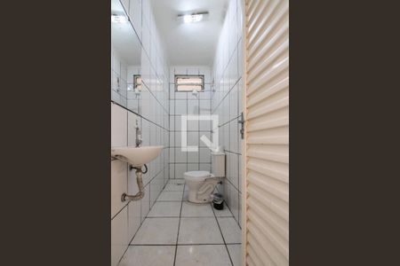 Casa para alugar com 360m², 4 quartos e 2 vagasAnexo - Banheiro