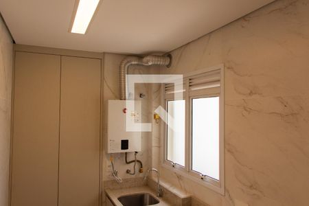 Apartamento à venda com 136m², 2 quartos e 2 vagas Apartamento à venda com 136m², 2 quartos e 2 vagasÁREA DE SERVIÇO