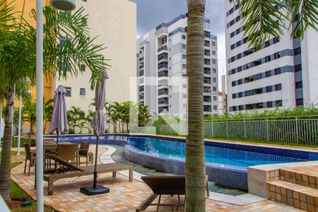 Apartamento à venda com 136m², 2 quartos e 2 vagas Apartamento à venda com 136m², 2 quartos e 2 vagasÁREA COMUM - PISCINA