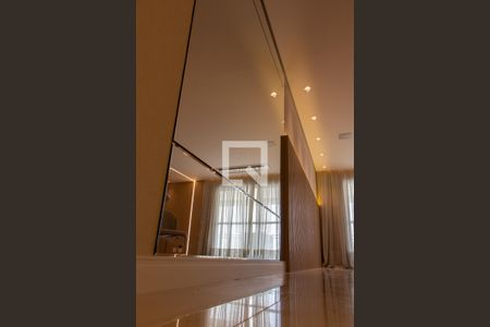 SALA de apartamento à venda com 2 quartos, 136m² em Cambuí, Campinas