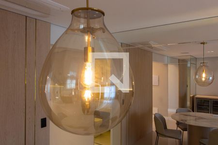 SALA de apartamento à venda com 2 quartos, 136m² em Cambuí, Campinas