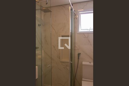 Apartamento à venda com 136m², 2 quartos e 2 vagas Apartamento à venda com 136m², 2 quartos e 2 vagasBANHEIRO DA SUITE 2